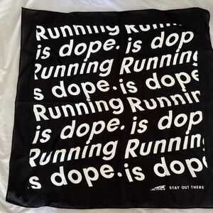 Altra Black and White Bandanna